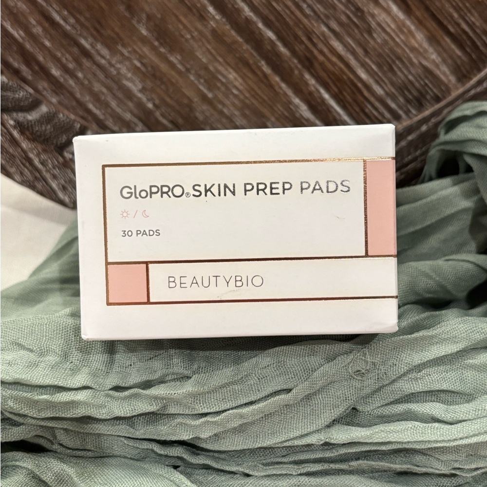 BeautyBio Facial Cleansing Pads • NEW• BeautyBio GloPRO
